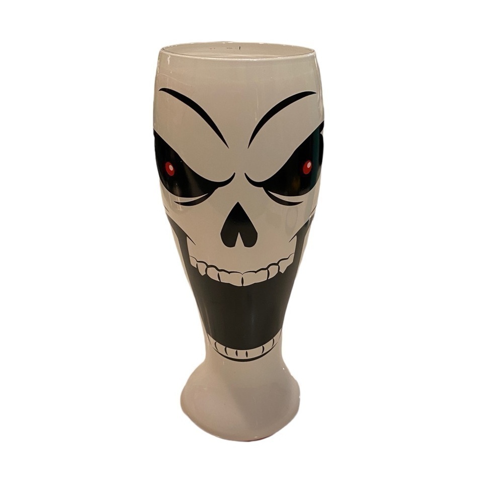 Raise the Bar Beer Glass 18 fl. oz.  With Bad to the Bone printed on it in red